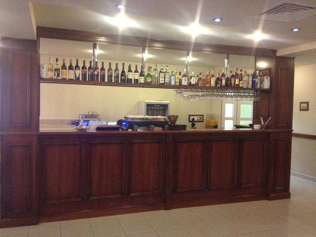 Hotel Iris Arad Ngoại thất bức ảnh