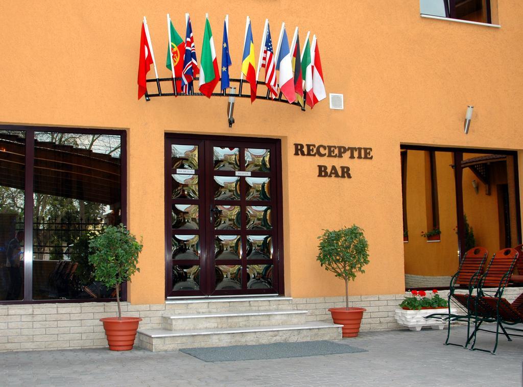 Hotel Iris Arad Ngoại thất bức ảnh